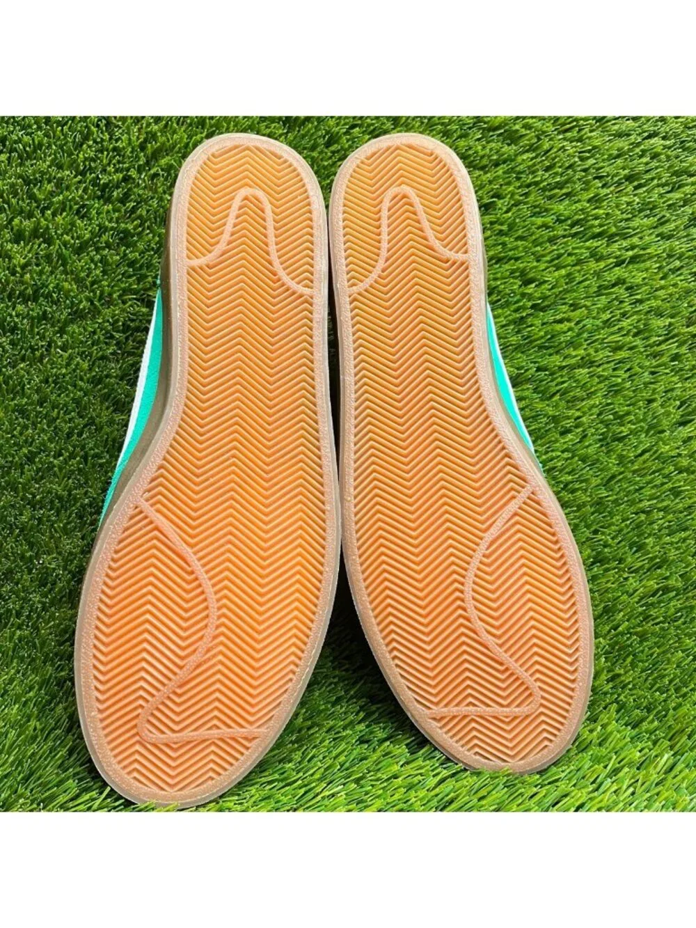 Nike Killshot 2 Mens Size 11 Green White Gum Athletic Suede Shoes Sneakers